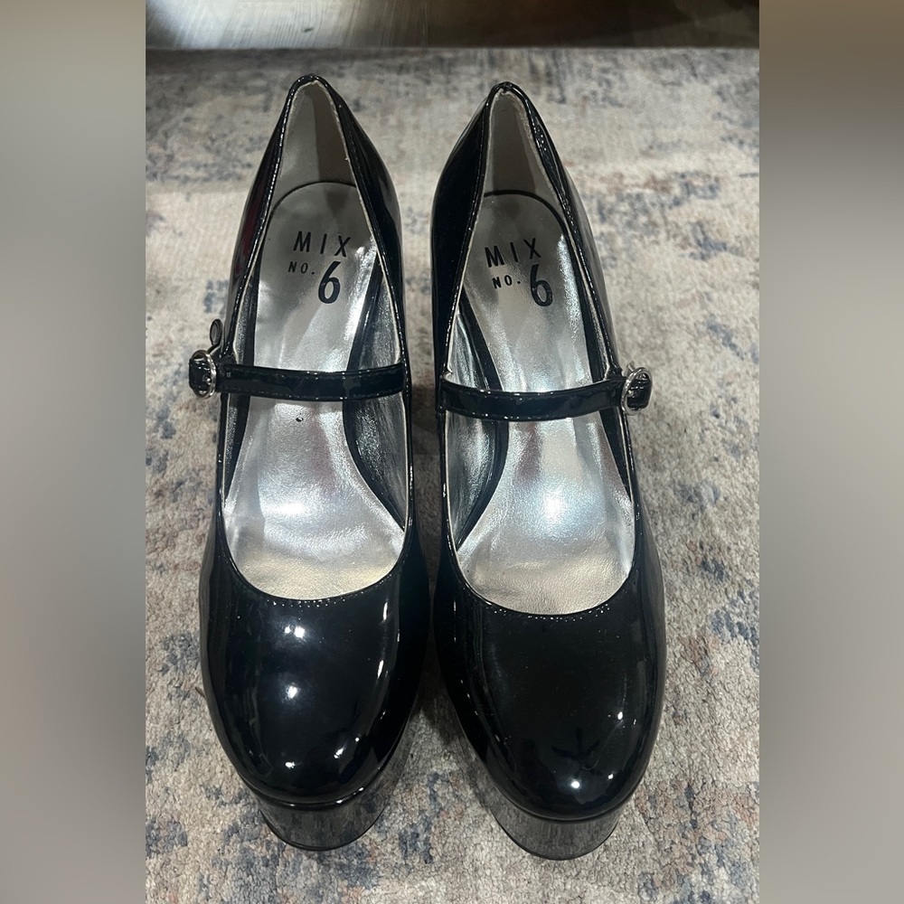 FINAL PRICE Mix No. 6 Shiny Black Heels